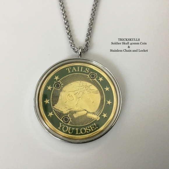Soldier Skull Enamel Coin in Stainless Locket & 45 - 60cm Wheat Link Chain - Picture 2 of 11